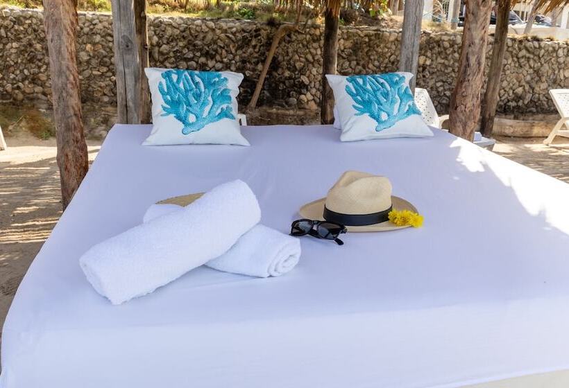 Marazao Beach Hotel & Spa