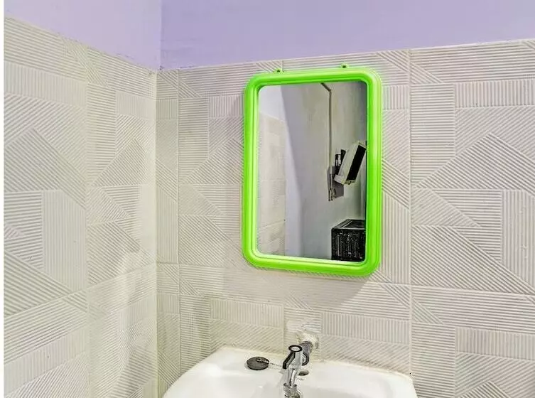 Hotelli Menara Sakti Syariah Homestay By Oyo