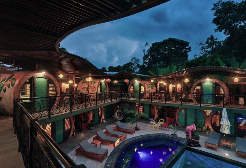 هتل Saranda Boutique