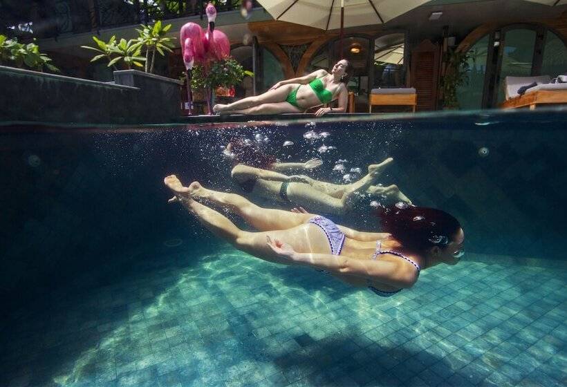 هتل Saranda Boutique