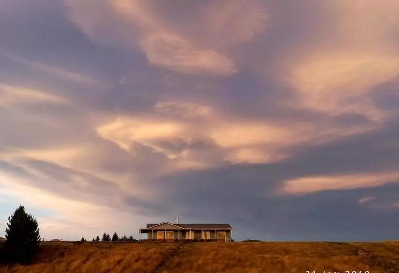 Kahurangi Twizel Hosted Bed & Breakfast