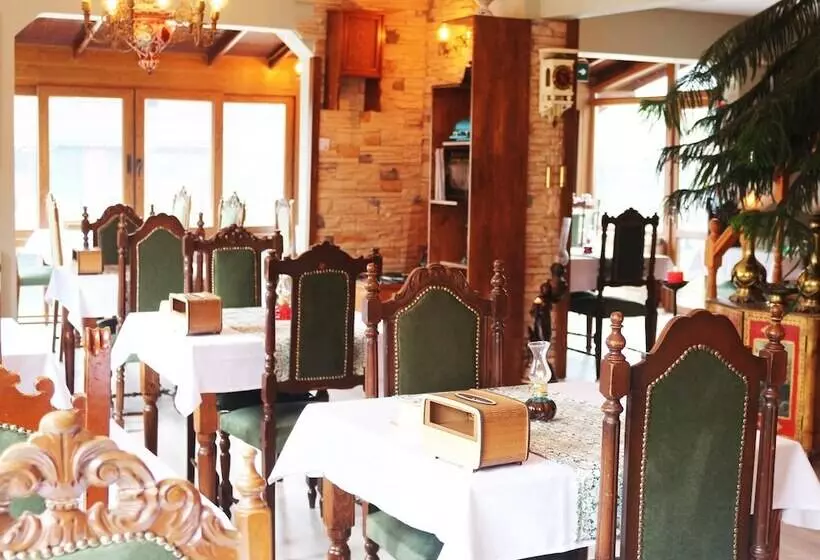Karamazov Antik Otel