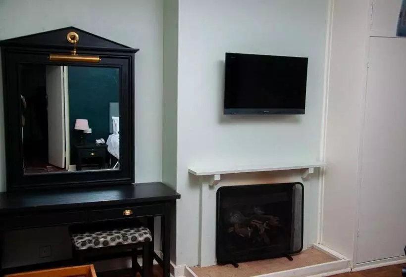 Montclair Hotel And Casino