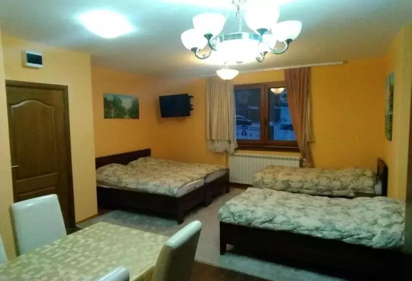 پانسیون Apartman Vila Natasa