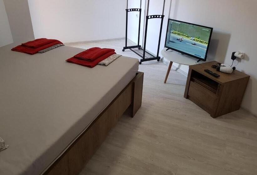 펜션 Apartments Alexandra