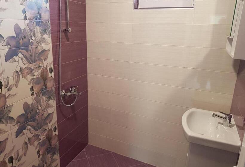 펜션 Apartments Alexandra