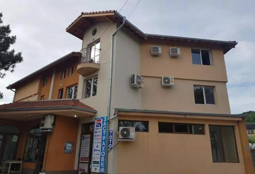 ペンション Apartments Alexandra