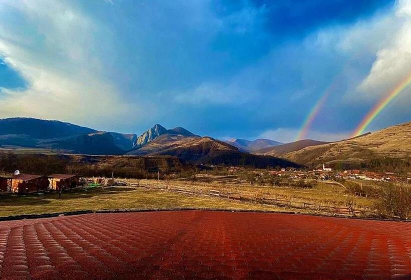 膳宿费 Bodrogeni Căsuțe