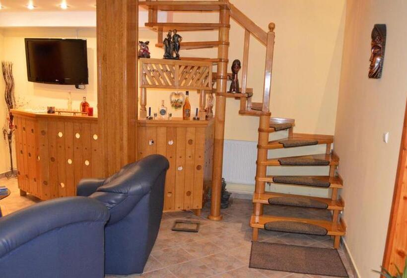 펜션 Casa Piatra Craiului