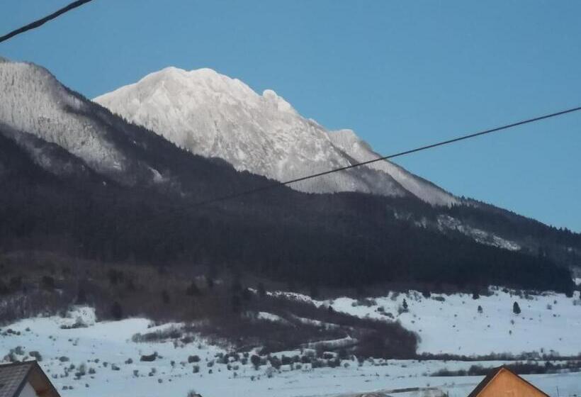 펜션 Casa Piatra Craiului