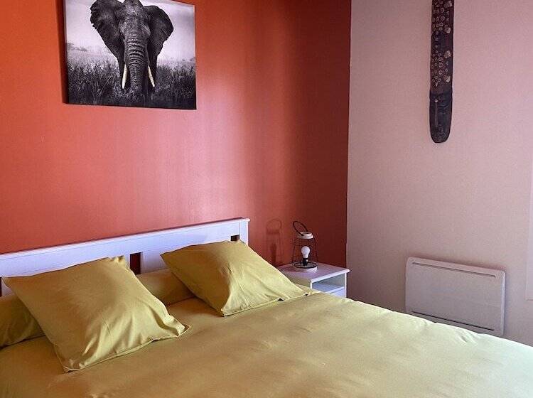 بنسيون Les Chambres D Hôtes De La Bruxenelle