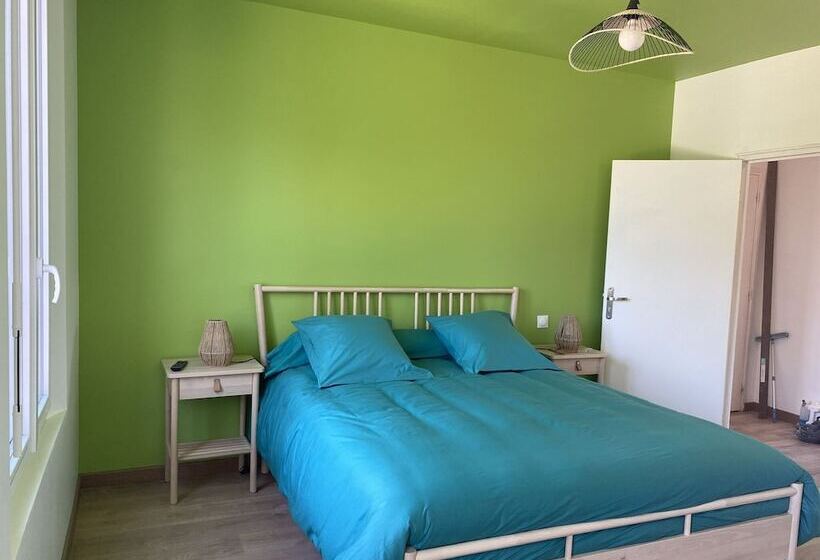 بنسيون Les Chambres D Hôtes De La Bruxenelle