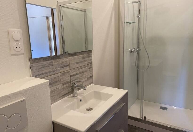 بنسيون Les Chambres D Hôtes De La Bruxenelle