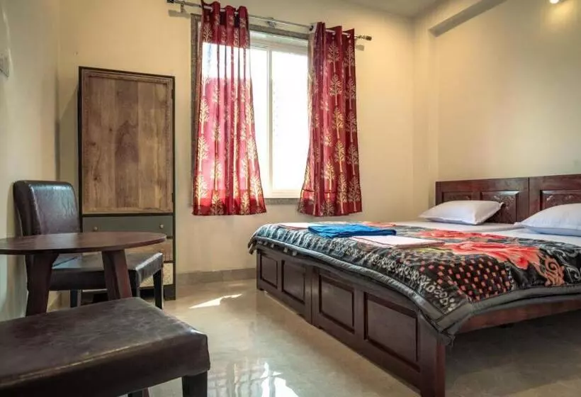 Majatalo Rajguru Guest House