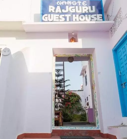 Majatalo Rajguru Guest House