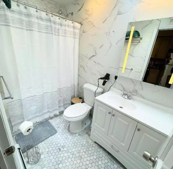 Majatalo The Waltham Private Room & Bathroom Jfk Lga 10min I 20min Manhattanpenn Station Bullet Train