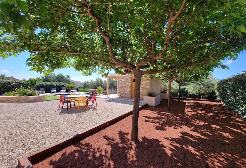 بنسيون Villa Tropez