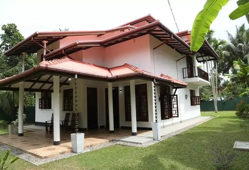 ペンション White Villa Koggala