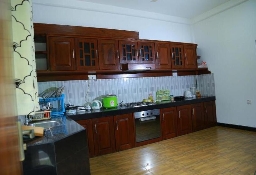 بنسيون White Villa Koggala