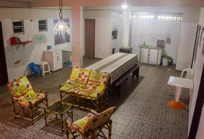 Retkeilymaja Pousada Oliveira Guarda Do Embaú