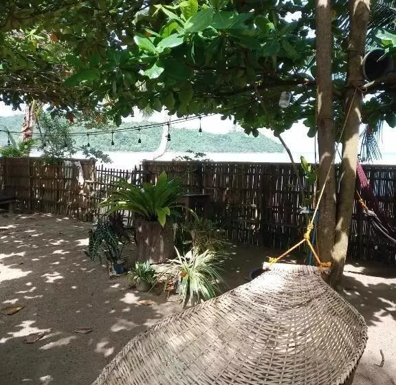 ベッドアンドブレックファースト Balai Ko Beach & Cottages