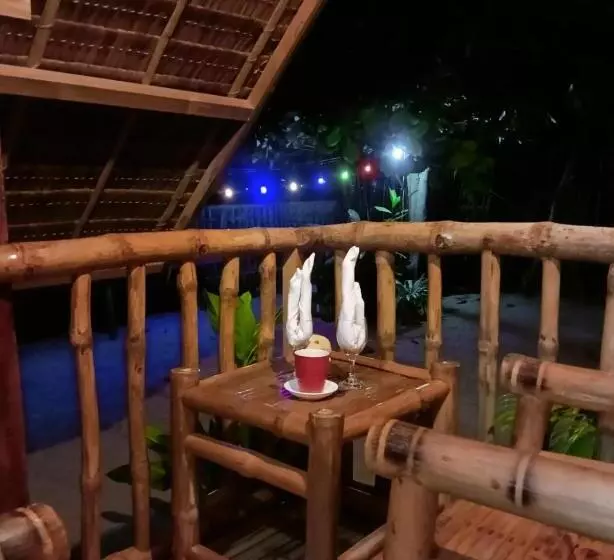 ベッドアンドブレックファースト Balai Ko Beach & Cottages