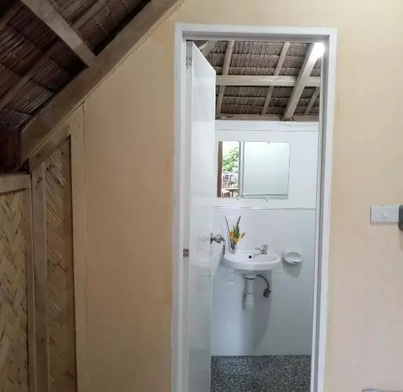 ベッドアンドブレックファースト Balai Ko Beach & Cottages