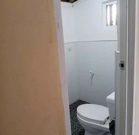 ベッドアンドブレックファースト Balai Ko Beach & Cottages