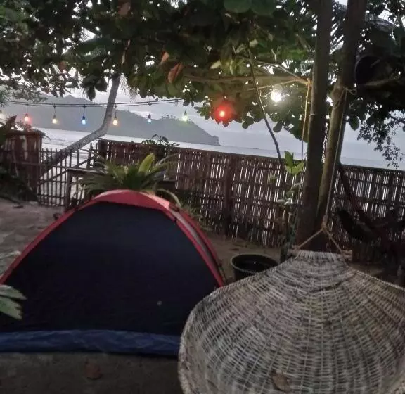 ベッドアンドブレックファースト Balai Ko Beach & Cottages