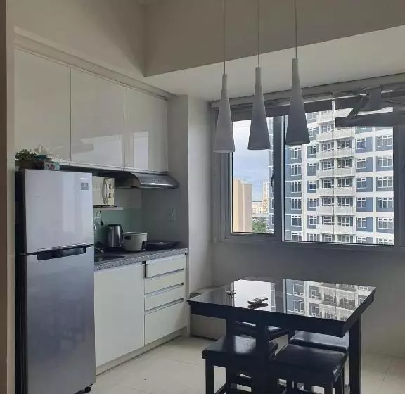 تختخواب و صبحانه Calyx Residences