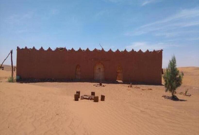 تختخواب و صبحانه Camp Iguidi Tours