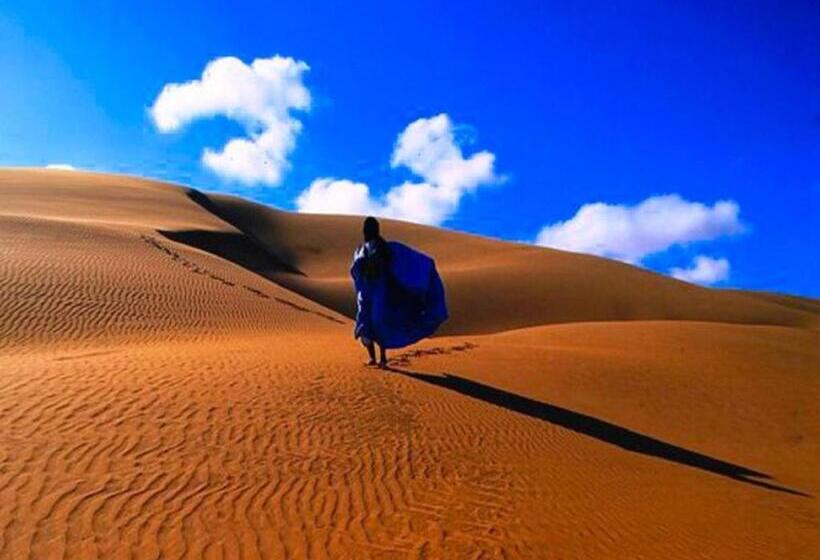 تختخواب و صبحانه Camp Iguidi Tours