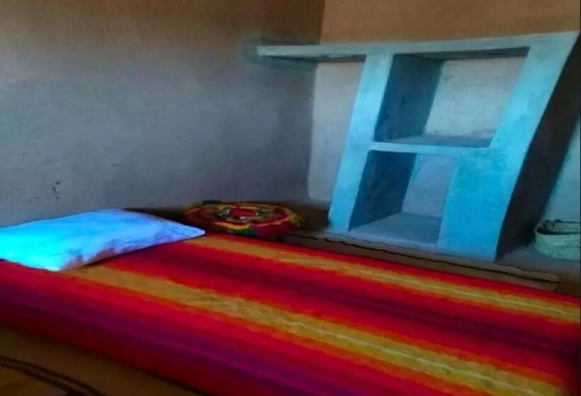 Aamiaismajoitus (B&B) Camp Iguidi Tours