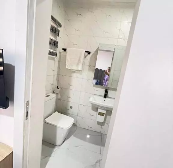 تختخواب و صبحانه 3bedroom Apartments Desay Villa