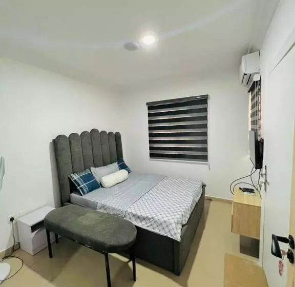 تختخواب و صبحانه 3bedroom Apartments Desay Villa