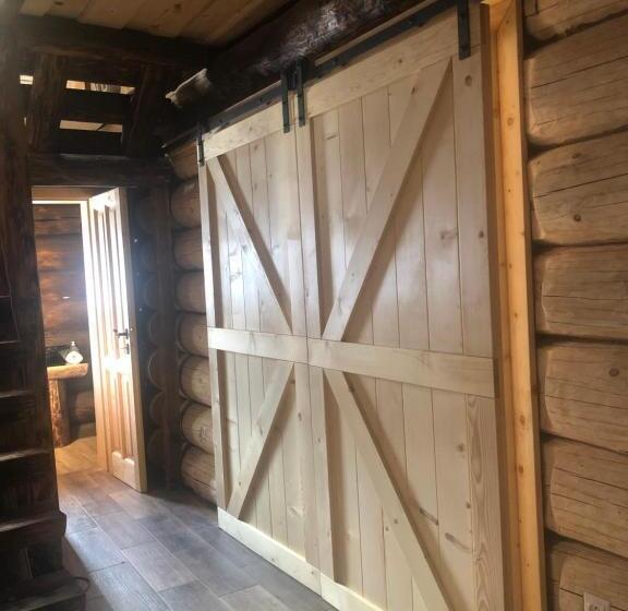 צימר Log House Poludnica