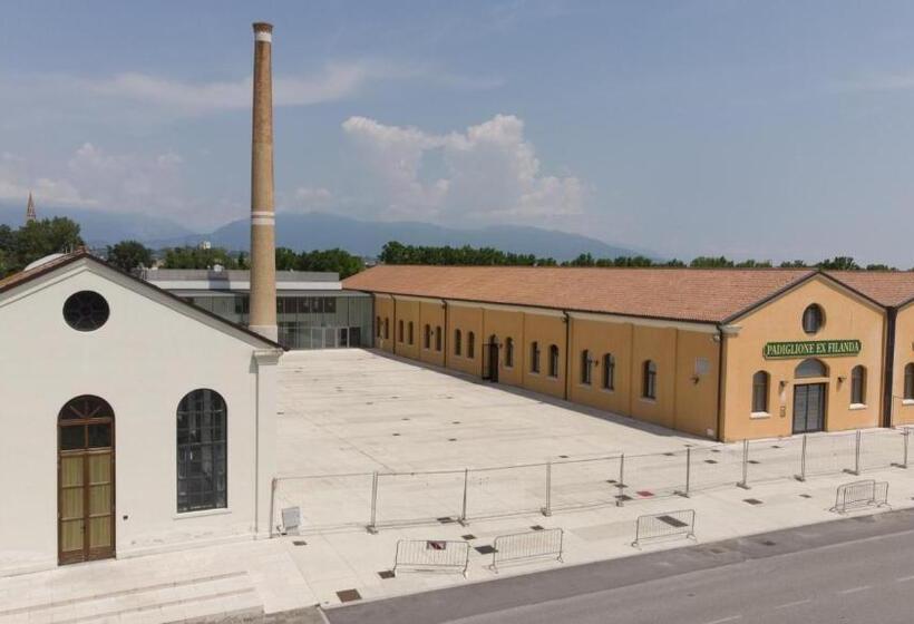 تختخواب و صبحانه Villarosa