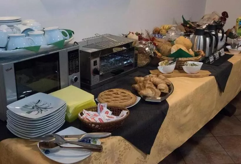 ベッドアンドブレックファースト Villarosa