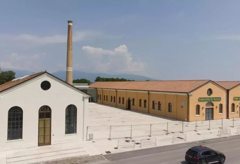 ベッドアンドブレックファースト Villarosa