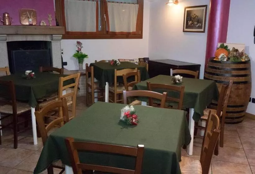 ベッドアンドブレックファースト Villarosa