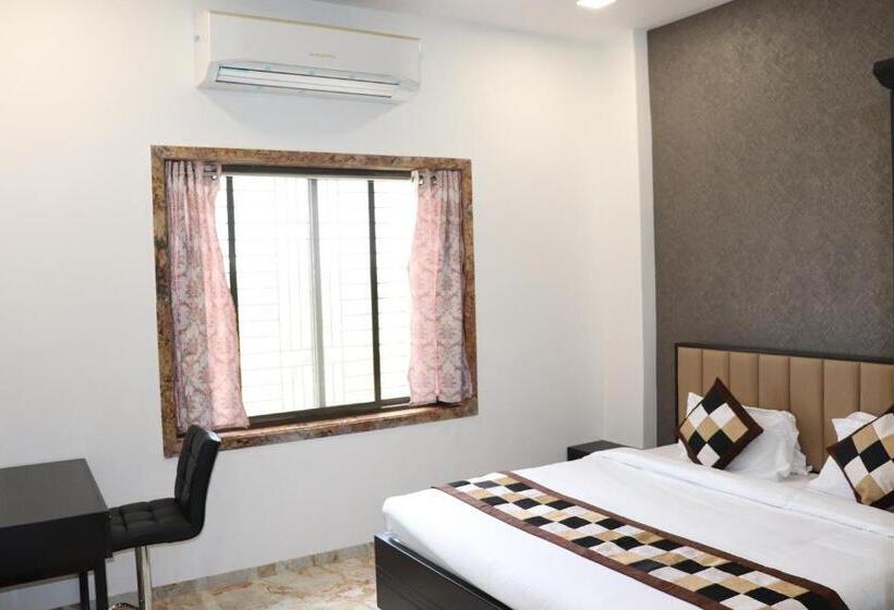 בית מלון כפרי Balaji Palace