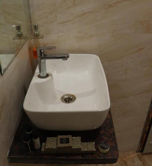 בית מלון כפרי Balaji Palace