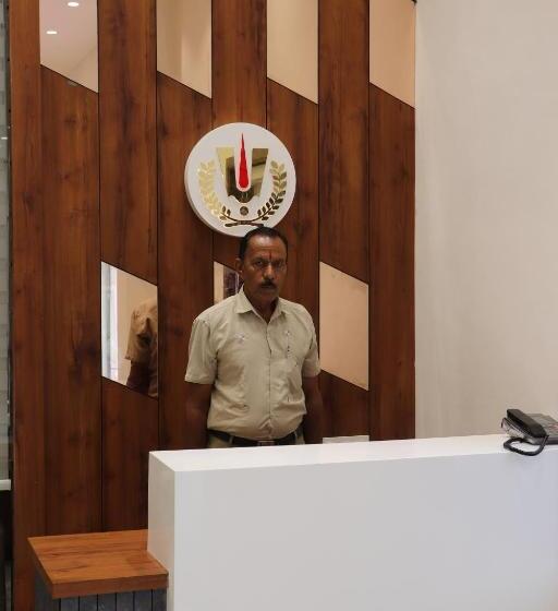 בית מלון כפרי Balaji Palace