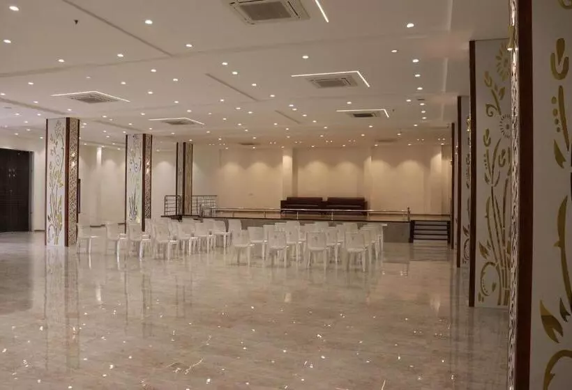 Hotelli Balaji Palace