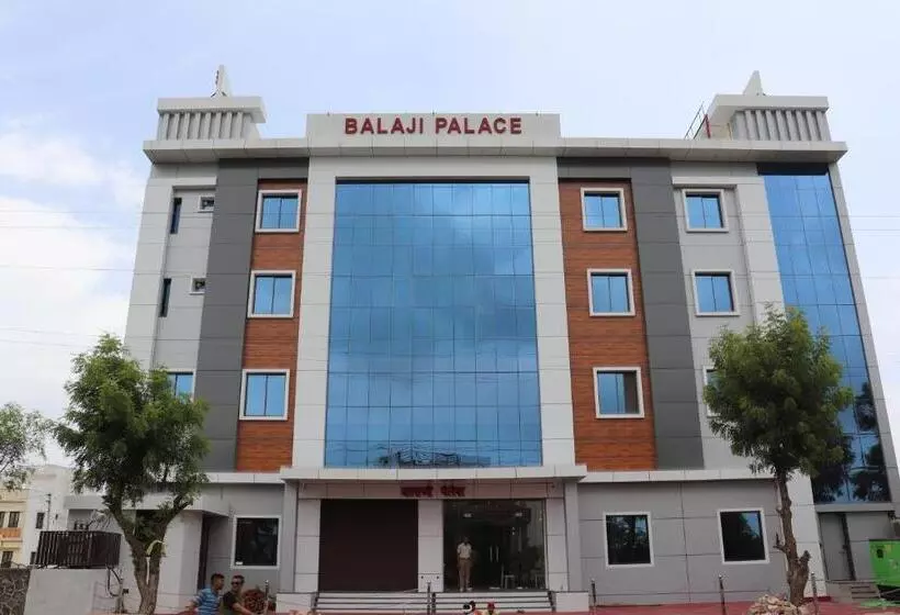 Hotelli Balaji Palace