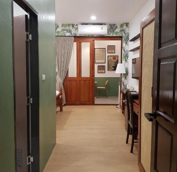 هتل Bania Boutique House