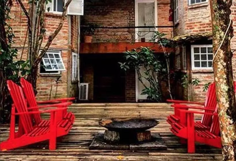 Hotelli Alua Camburi