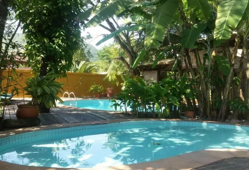 Hotelli Alua Camburi