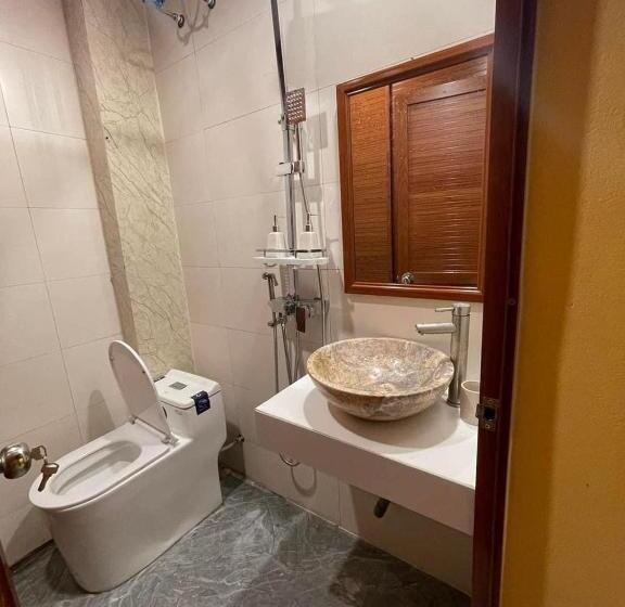 هتل کپسول Ha Giang Capsule Hostel