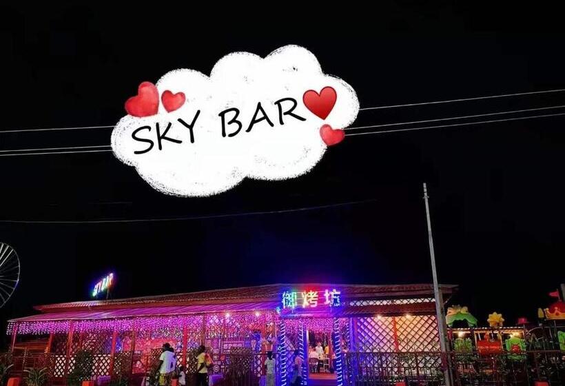 هتل Grand Leone Home Inn